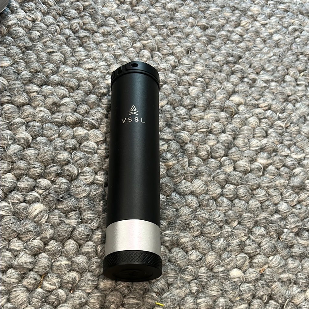 VSSL Insulated Flask Stainless Steel Double Wall 8oz.‎